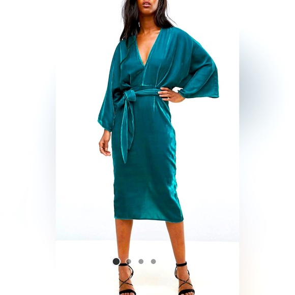 Dresses Green Velvet Kimono Style Dress Poshmark